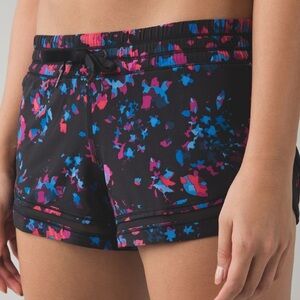 Lululemon Make A Move Short
Dandy Digie Multi Size 4